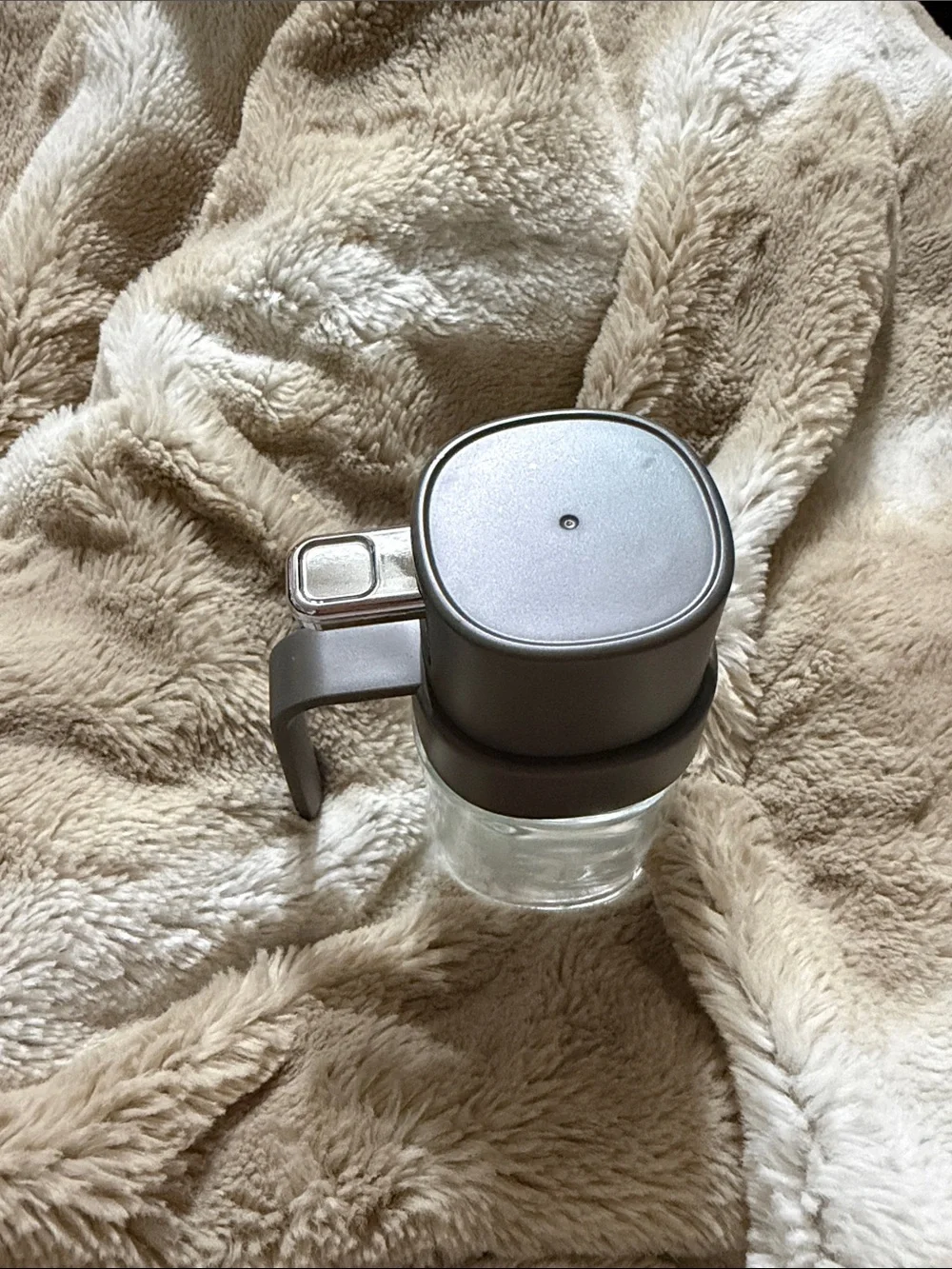 Gray Cooking Oil Spray Bottle - Neutral Finish
